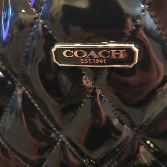 Coach - Picture 7 of 8